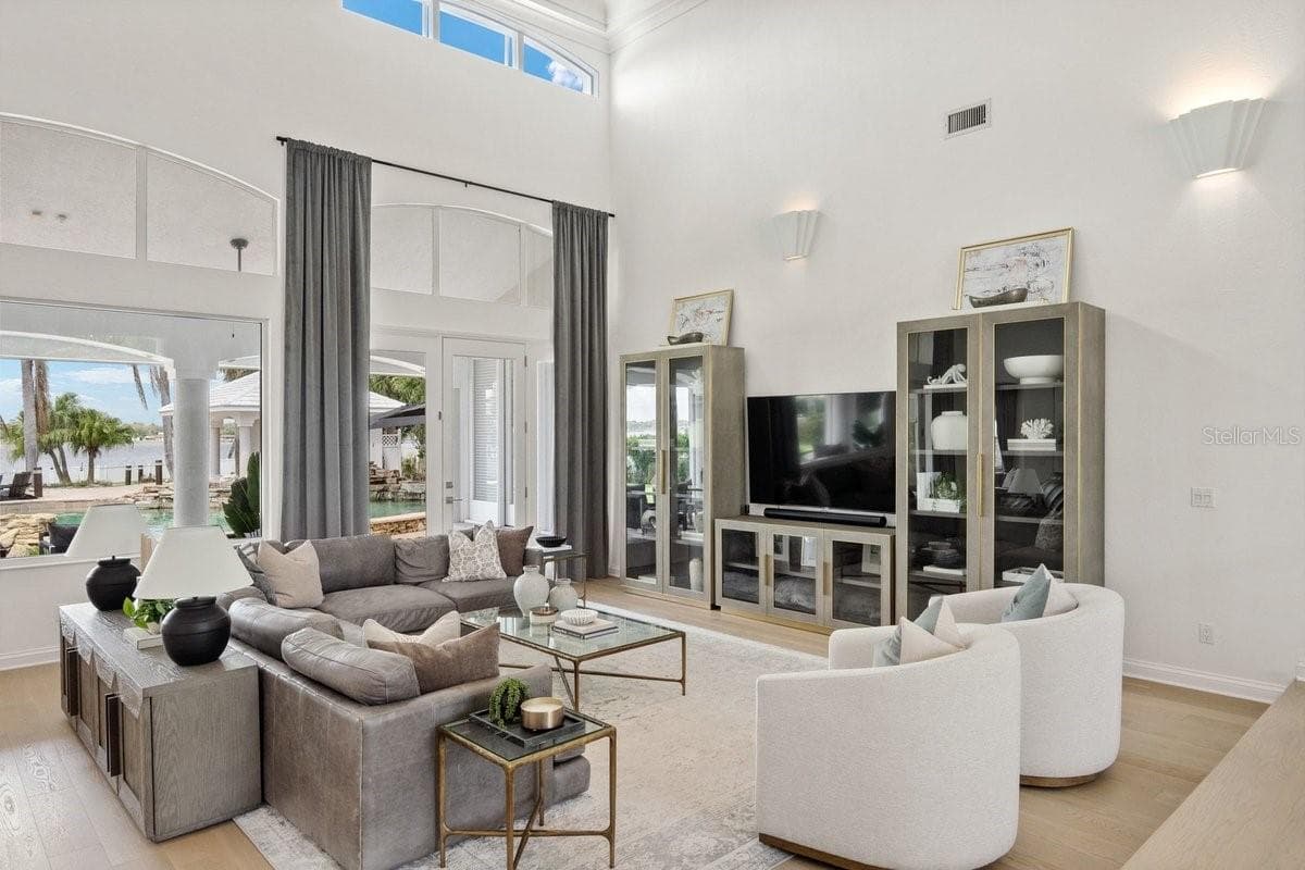 Single Family Residence at 626 RIVERSIDE DR, ORMOND BEACH, photo 13 of 75