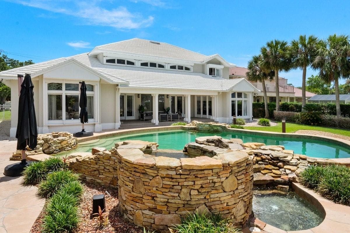 Single Family Residence at 626 RIVERSIDE DR, ORMOND BEACH, photo 68 of 75