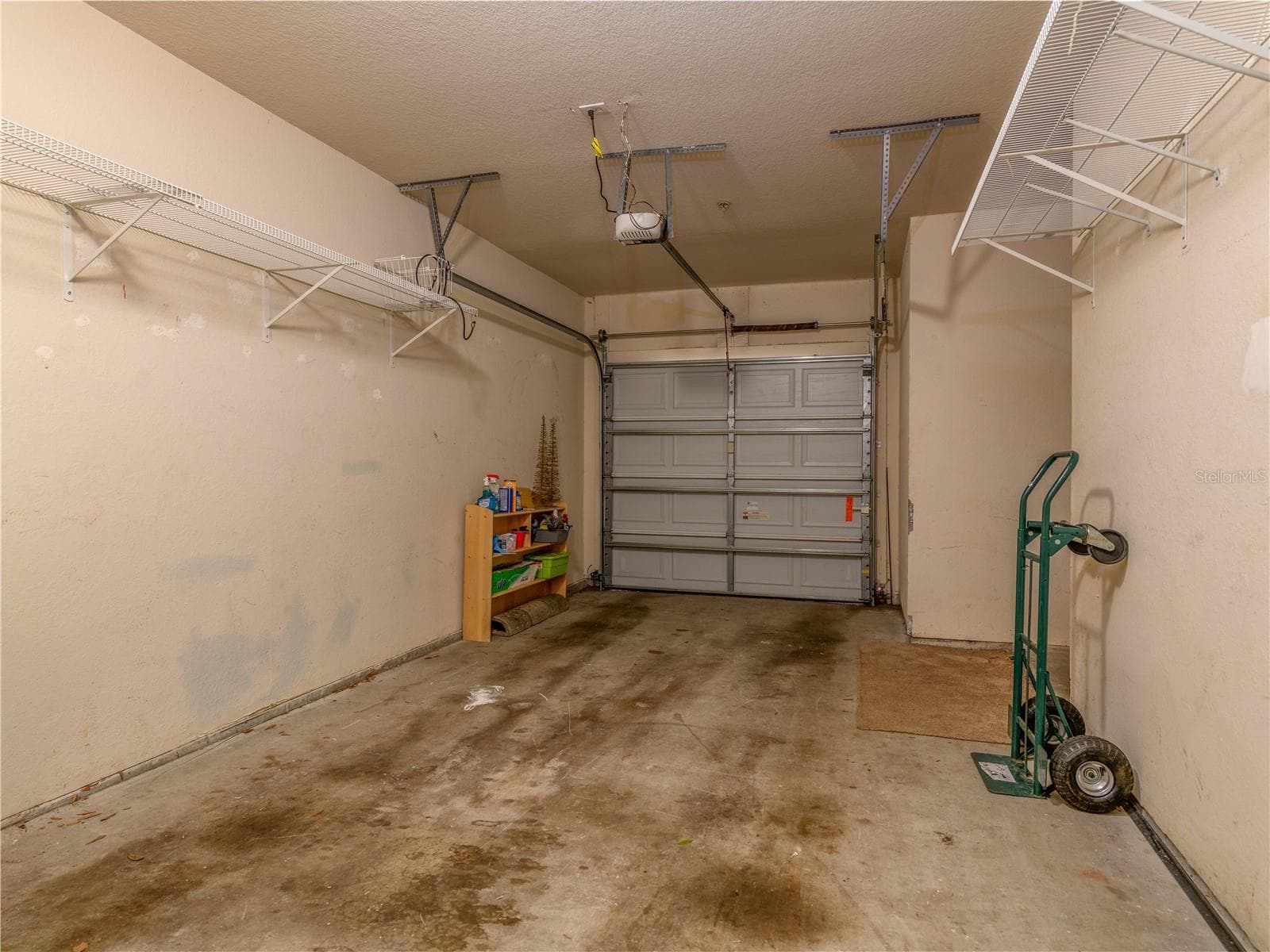 One Car garage with storage area - 5125 PALM SPRINGS BLVD #7108, TAMPA