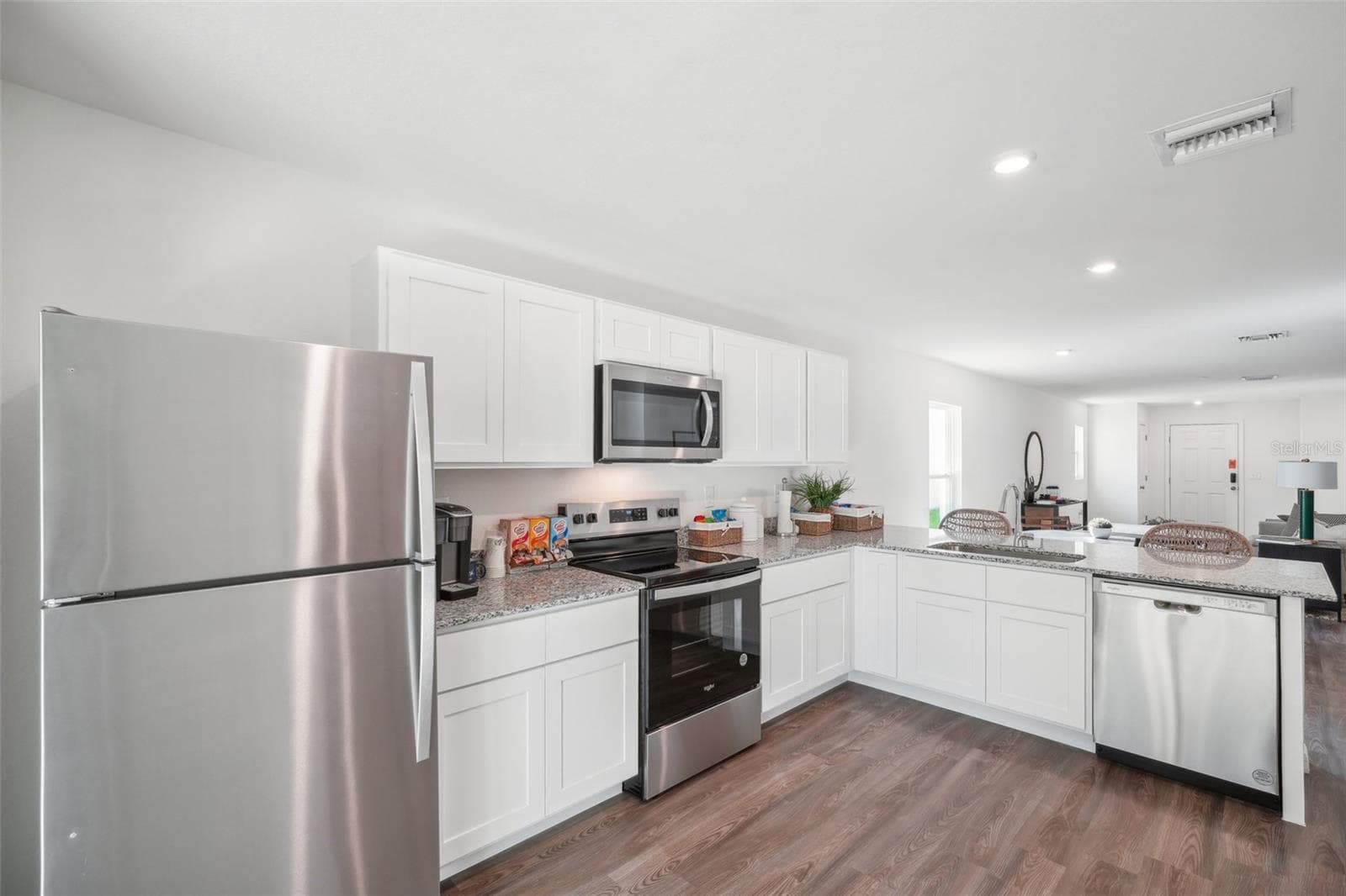Single Family Residence at 2044 GOLDEN BEAK DR, EAGLE LAKE, photo 15 of 46