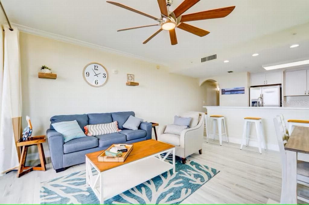Condo - Hotel at 13415 BLUE HERON BEACH DR #1201, ORLANDO, photo 9 of 29