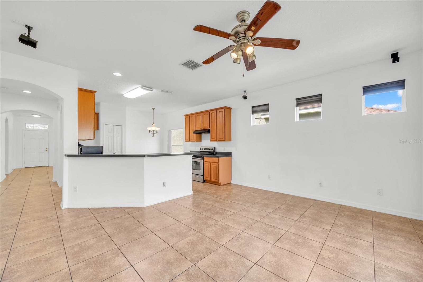 Single Family Residence at 14643 TANJA KING BLVD, ORLANDO, photo 13 of 44