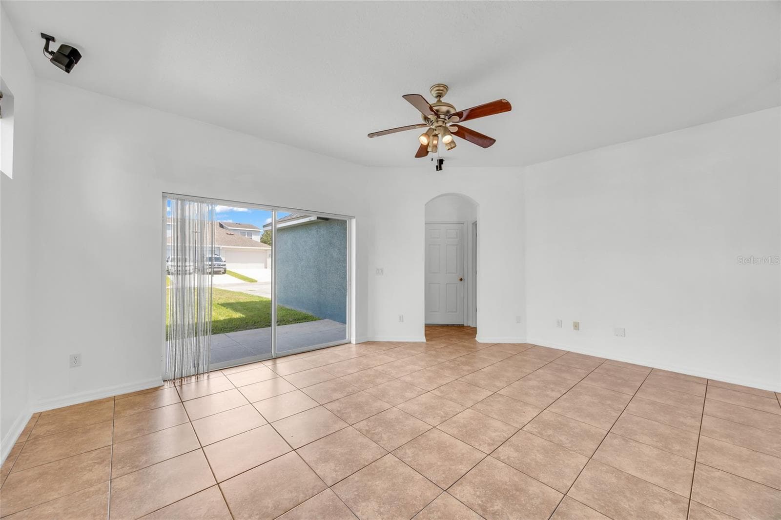 Single Family Residence at 14643 TANJA KING BLVD, ORLANDO, photo 15 of 44