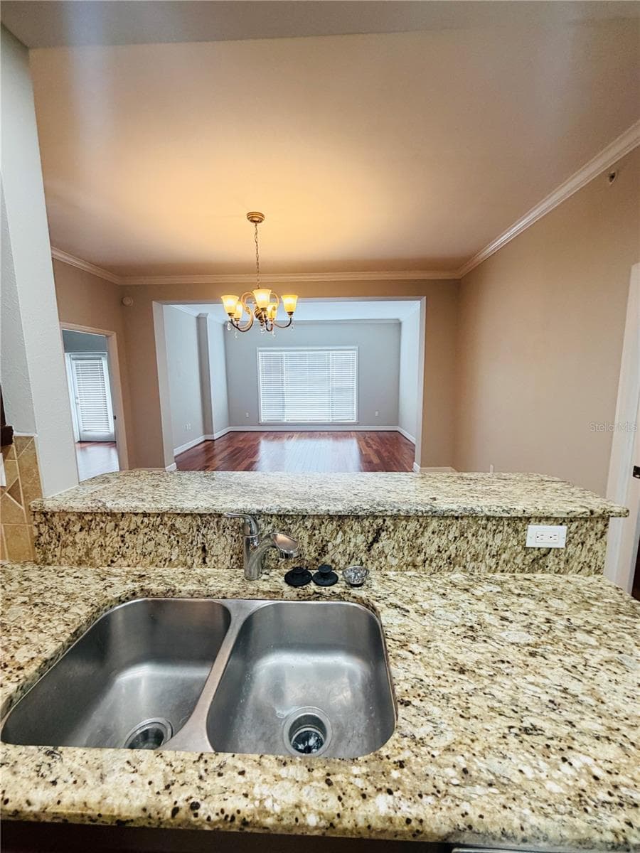 Condominium at 2305 EDGEWATER DR #1708, ORLANDO, photo 6 of 23