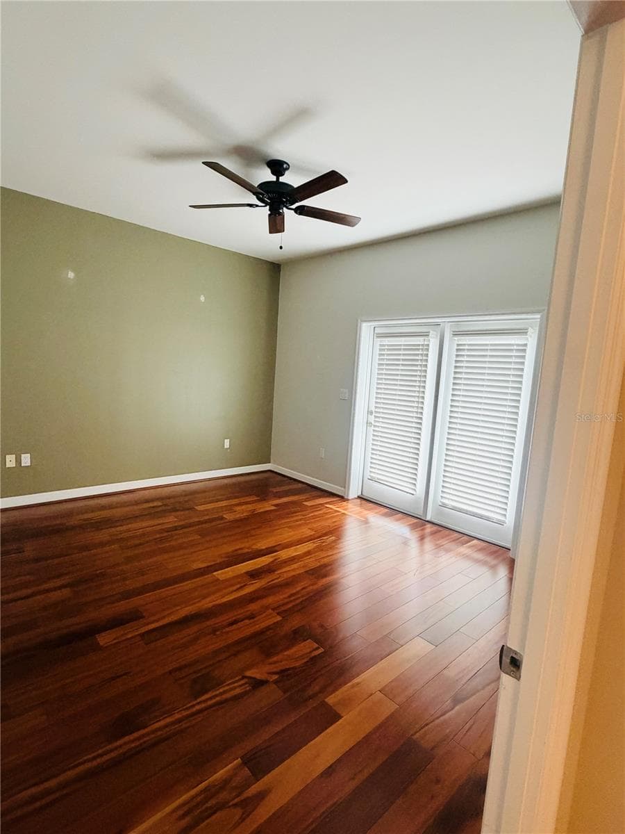 Condominium at 2305 EDGEWATER DR #1708, ORLANDO, photo 9 of 23