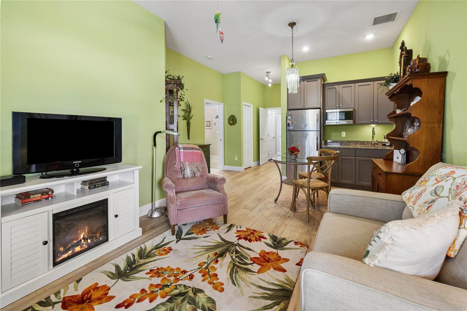 In-Law Suite Living Room/Kitchen - 1097 SUGAR LOAF KEY LOOP, LADY LAKE