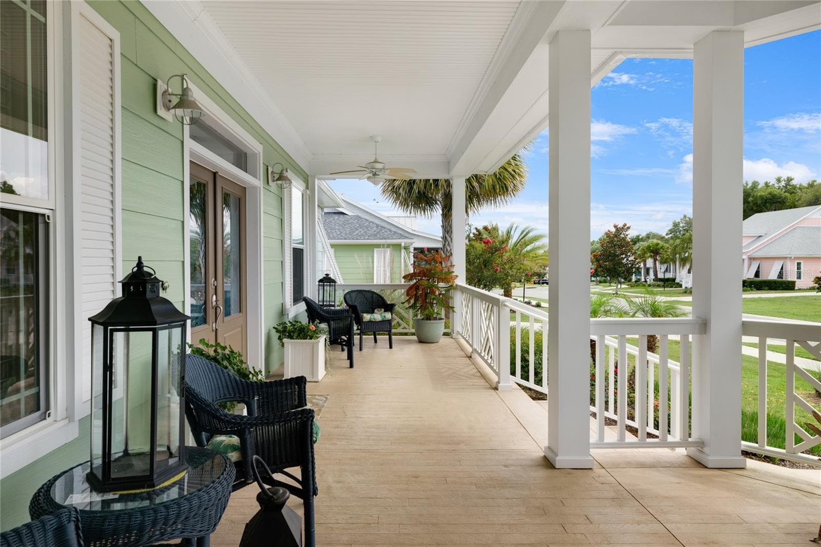 Covered Porch - 1097 SUGAR LOAF KEY LOOP, LADY LAKE