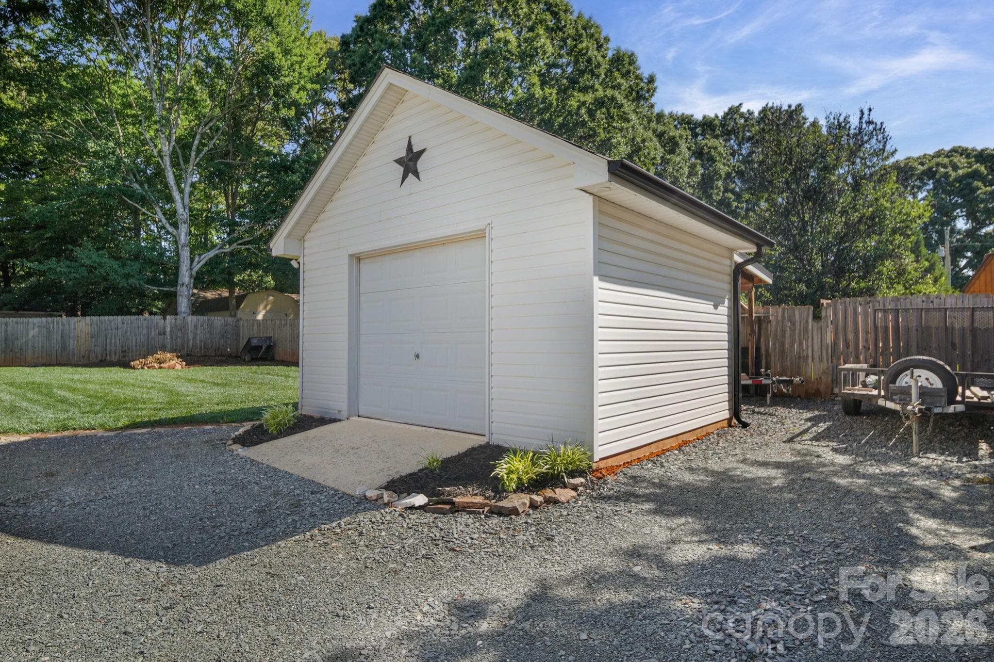 Detached Garage - Monroe