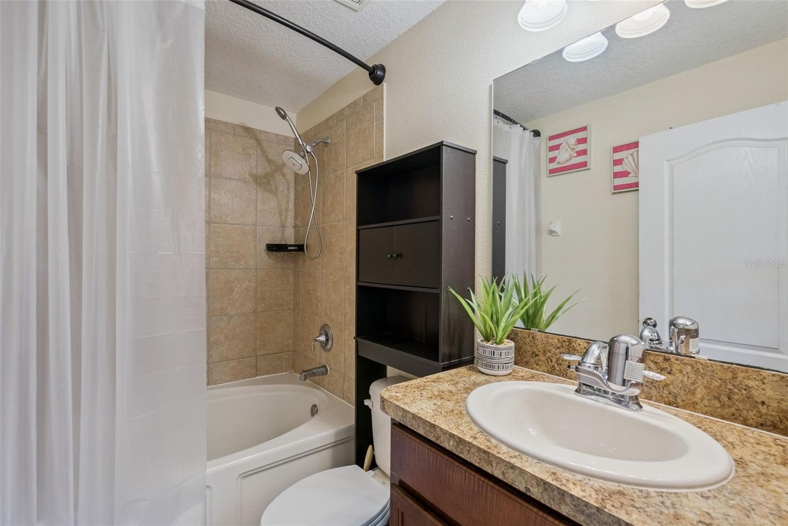 Townhouse at 450 CARINA CIR, SANFORD, photo 14 of 20
