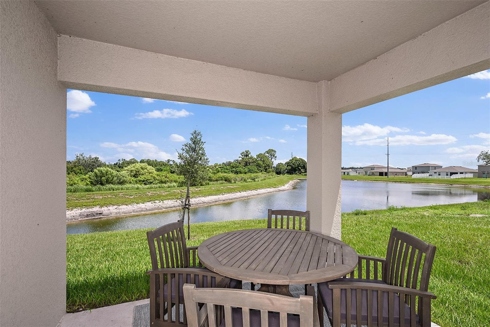 Single Family Residence at 2036 GOLDEN BEAK DR, EAGLE LAKE, photo 13 of 37