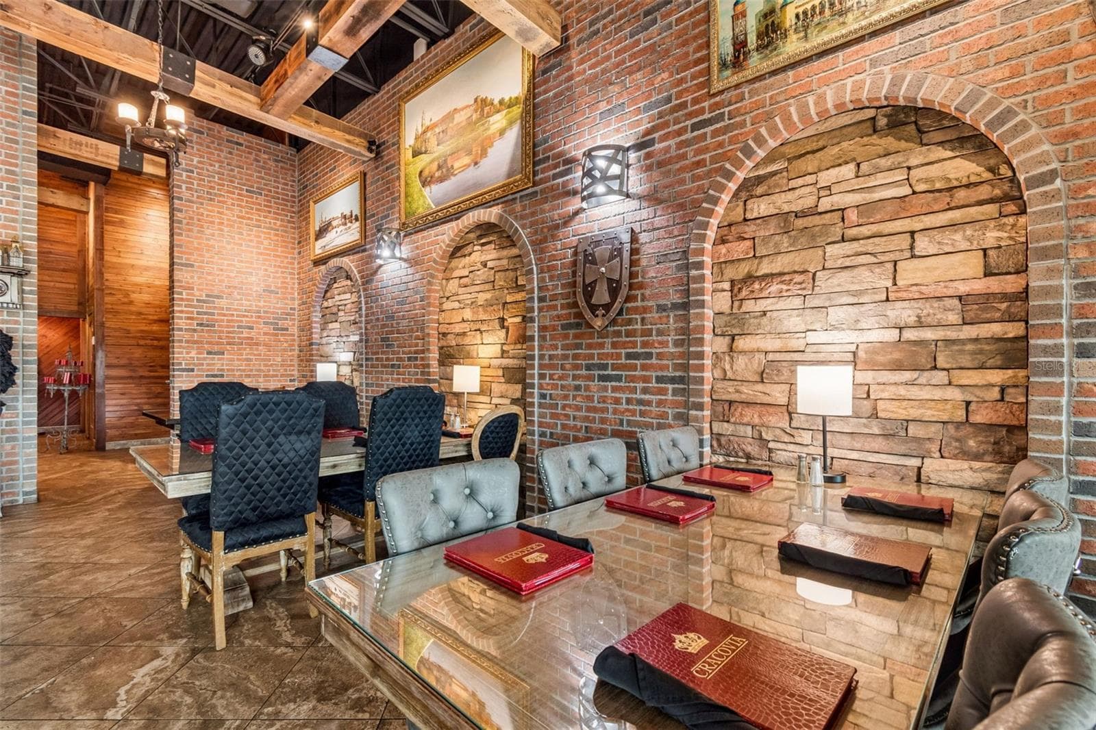 Restaurant at 3007 COMMERCIAL WAY, SPRING HILL, photo 18 of 59