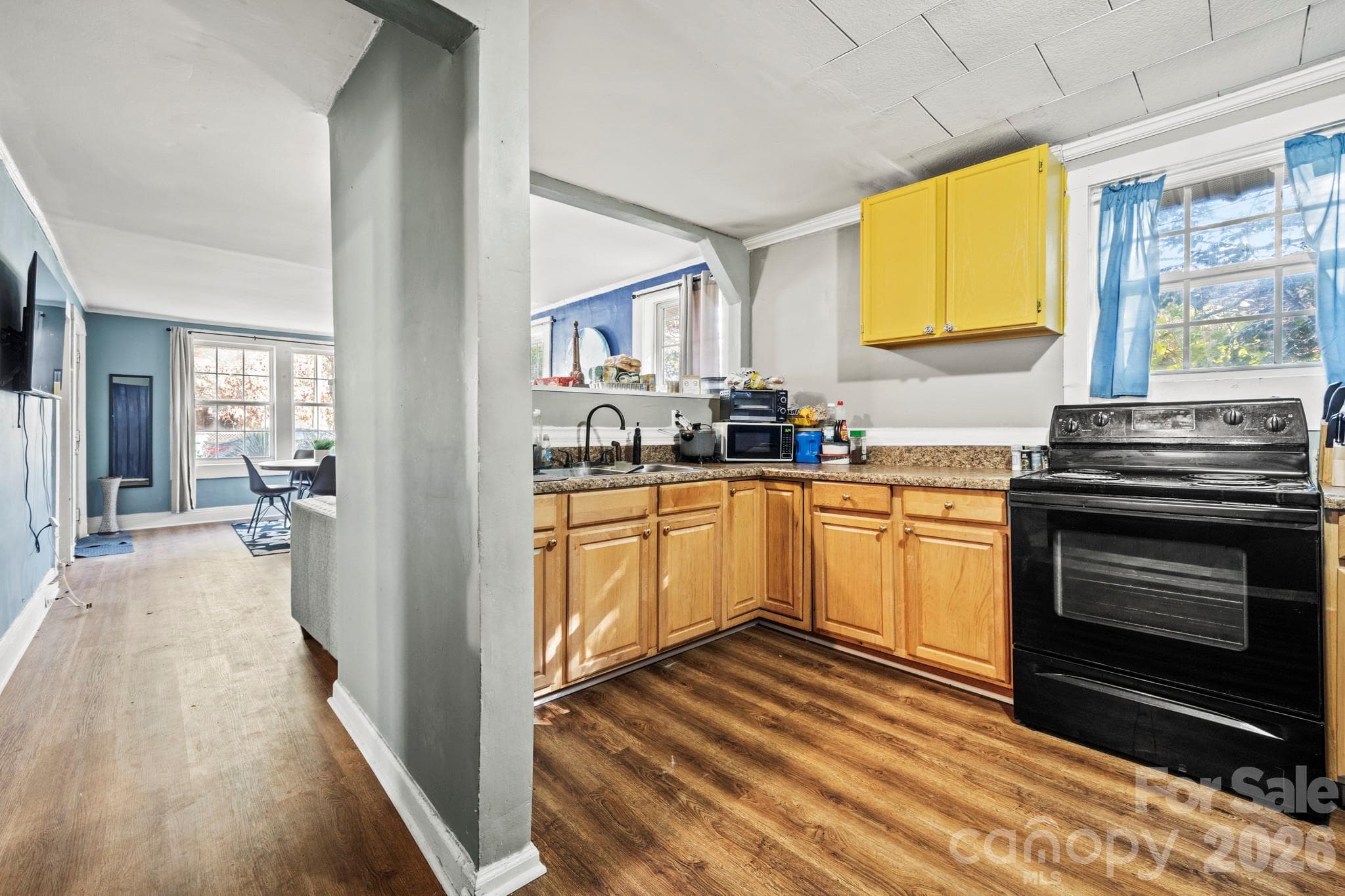 Single Family Residence at Charlotte, photo 8 of 35