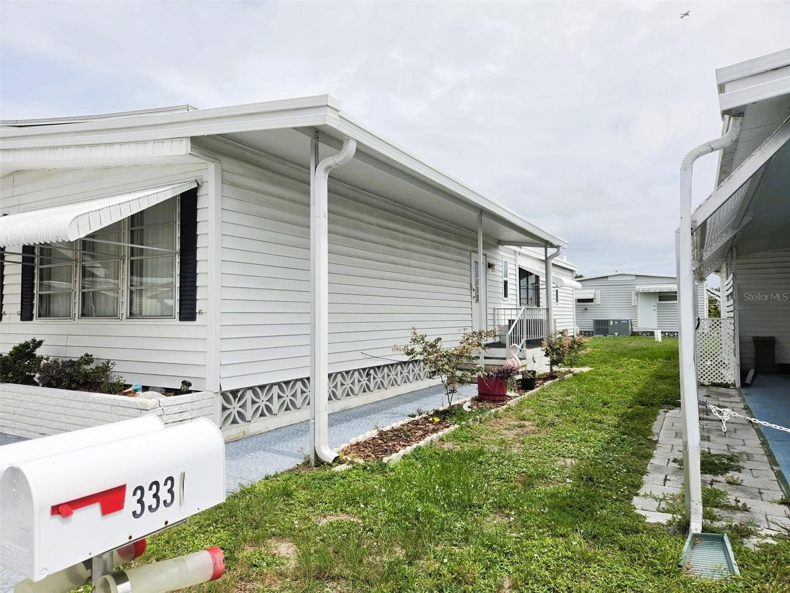 Right side voew - 3329 OAKWOOD BLVD S, SARASOTA