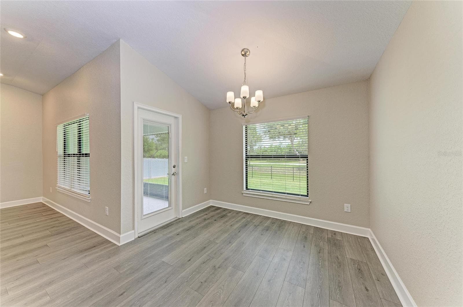 Dining Area - 9421 43RD CT E, PARRISH
