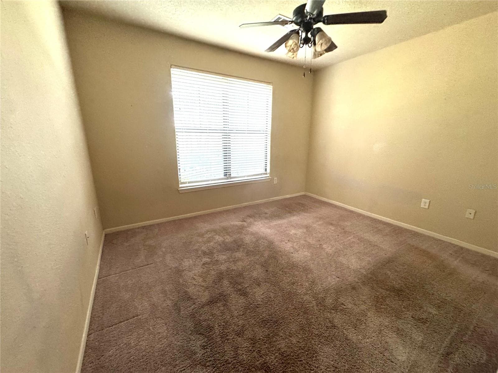 Condominium at 909 CHARO PKWY #1016, DAVENPORT, photo 11 of 33