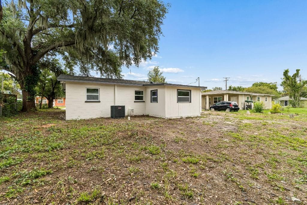 Single Family Residence at 203 PEVETTY DR, PLANT CITY, photo 32 of 40