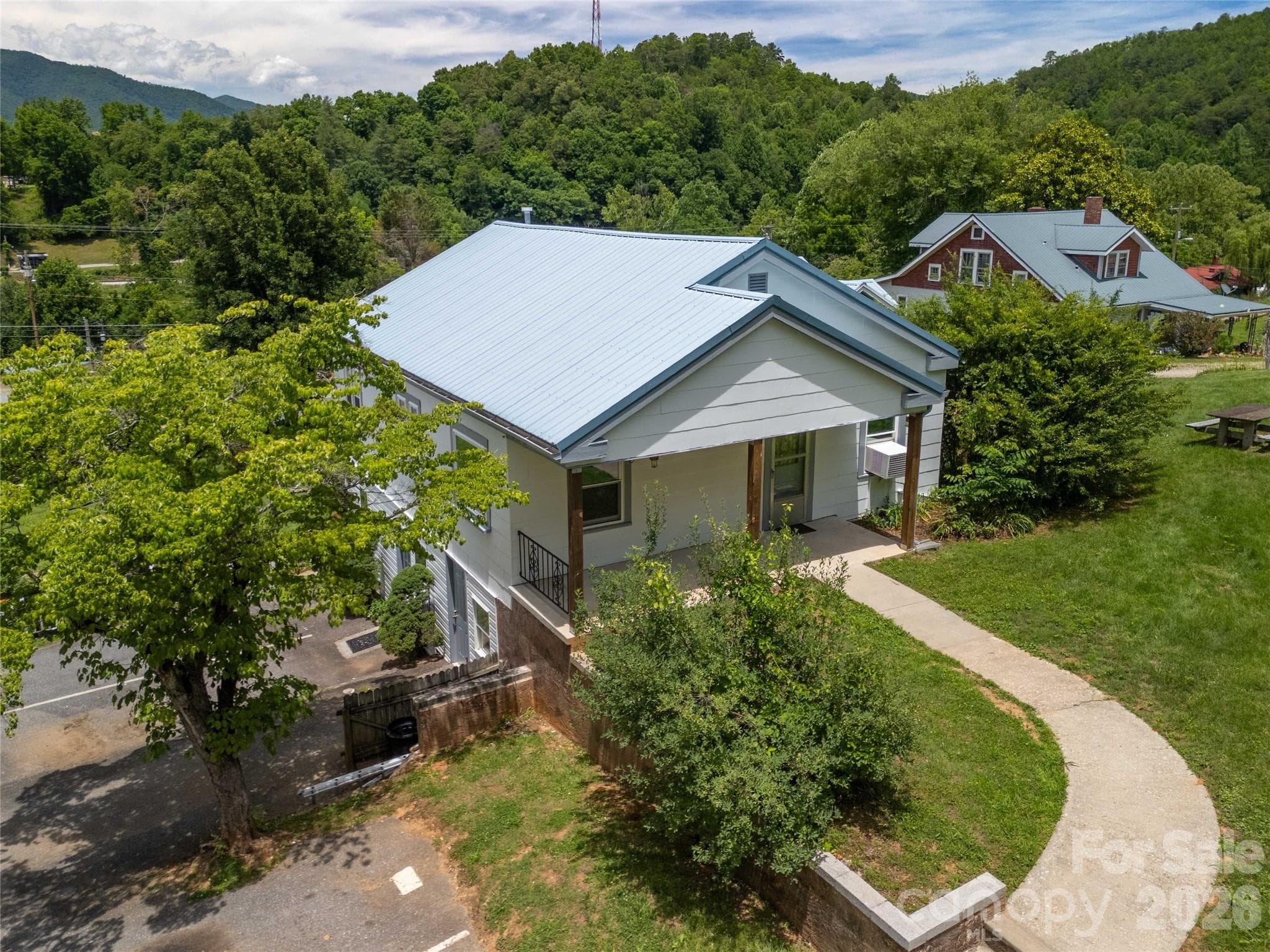 Single Family Residence at 800 Main Street, Bryson City, photo 4 of 42