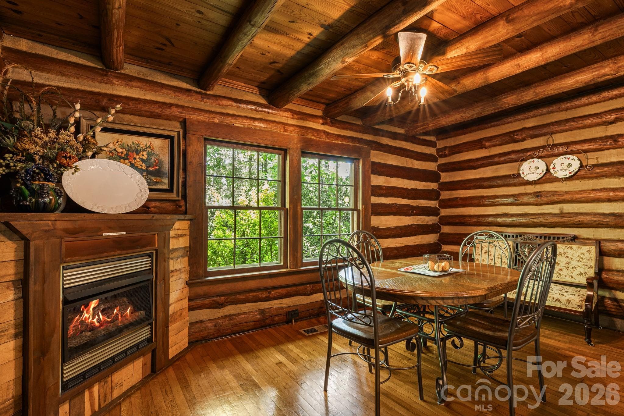 Single Family Residence at 128 Tee Off Lane, Hendersonville, photo 21 of 48