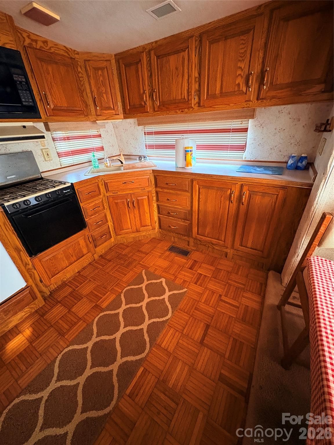 Inside the camper - Salisbury