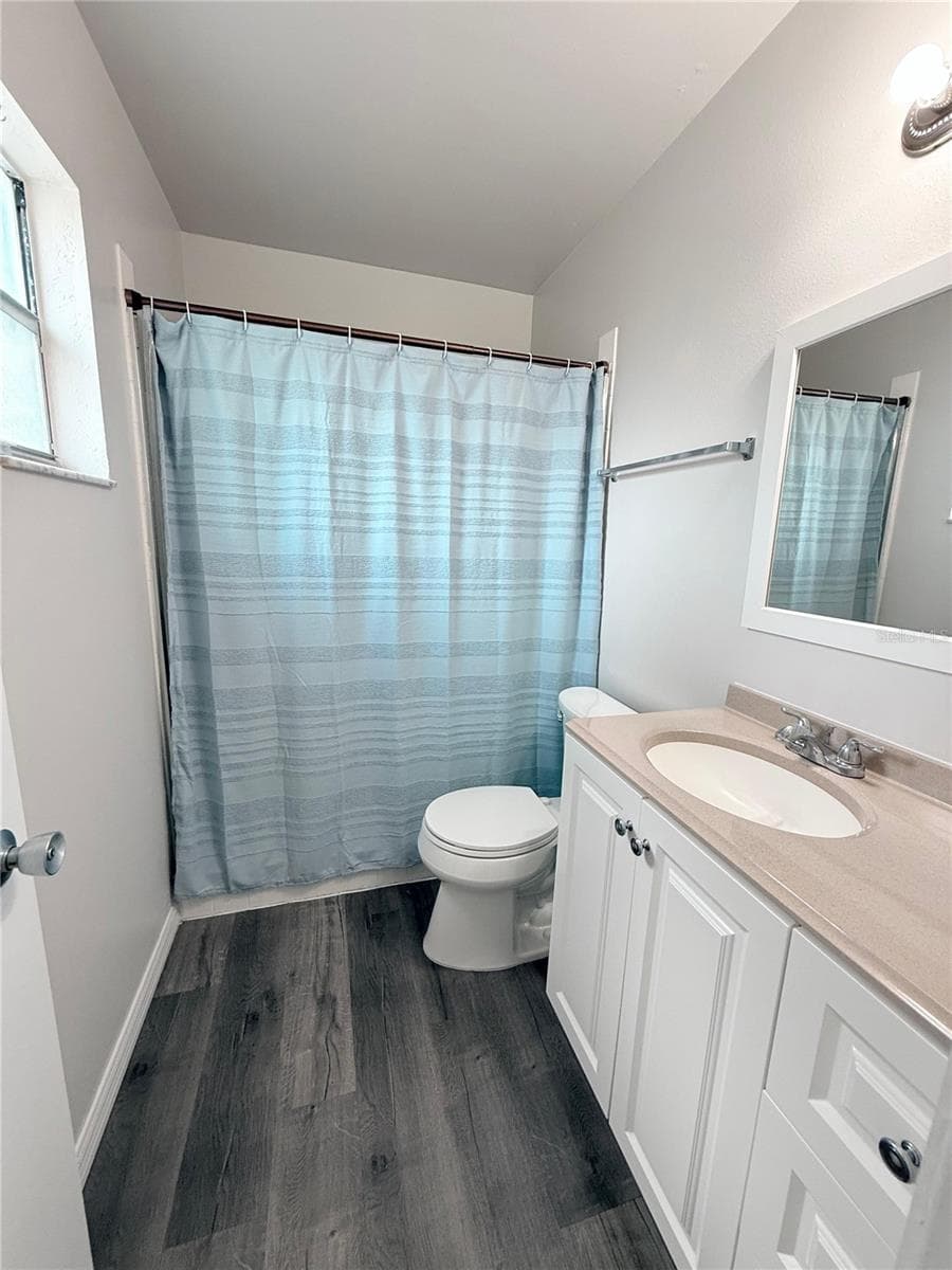 Primary bathroom with walk in shower - 9129 SEWELL LN, SPRING HILL