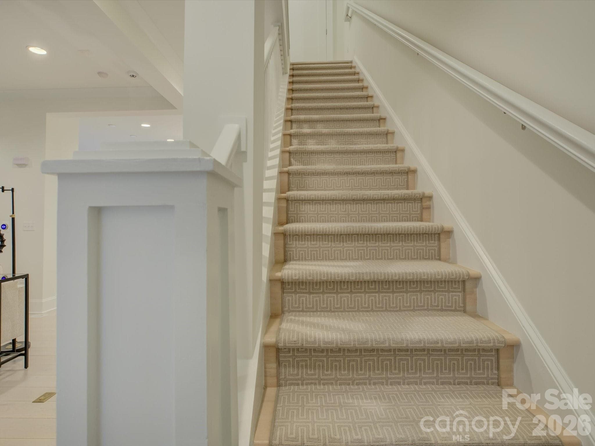 Townhouse at 335 E Tremont Avenue, Charlotte, photo 16 of 40