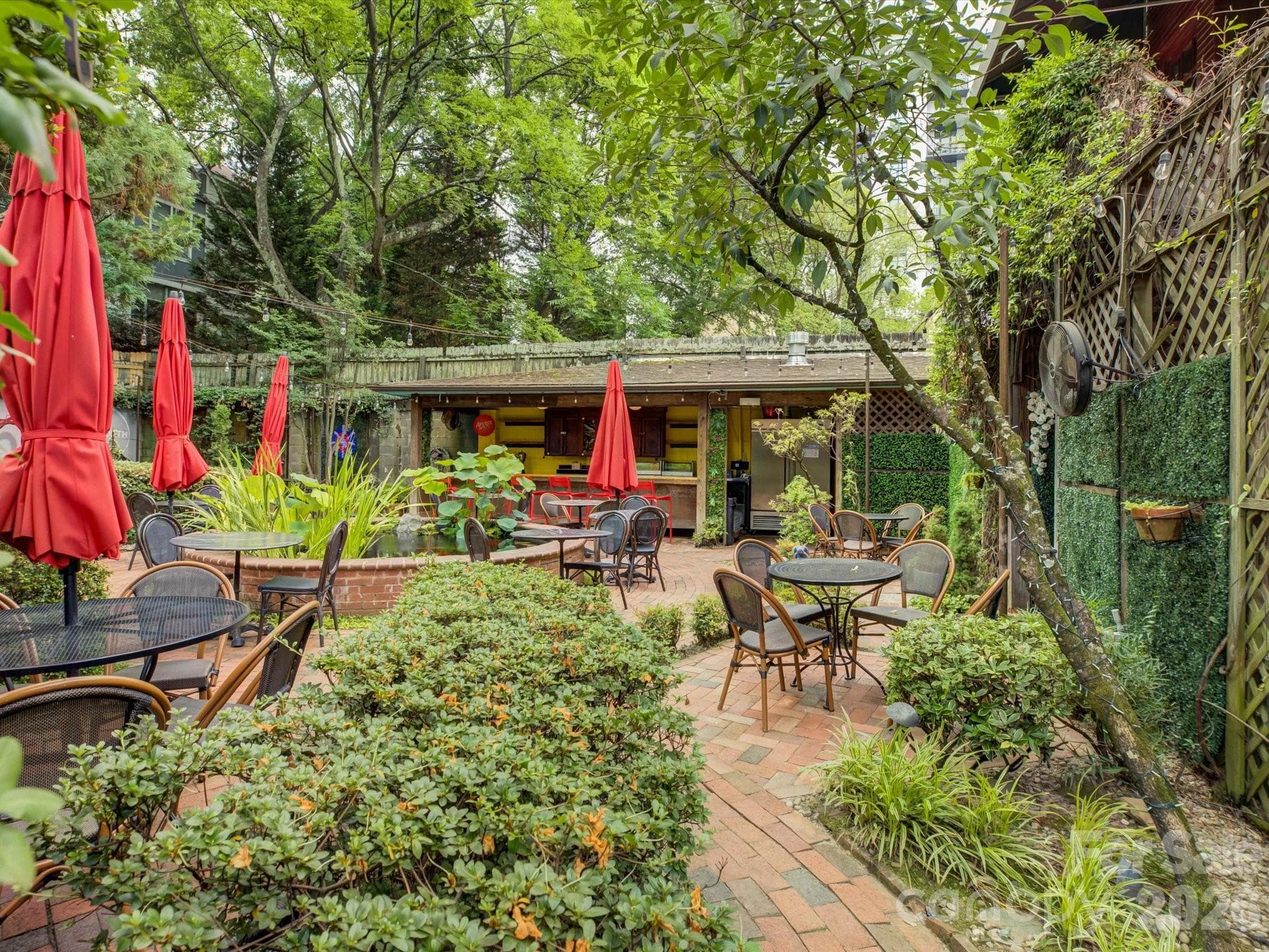 Townhouse at 335 E Tremont Avenue, Charlotte, photo 40 of 40