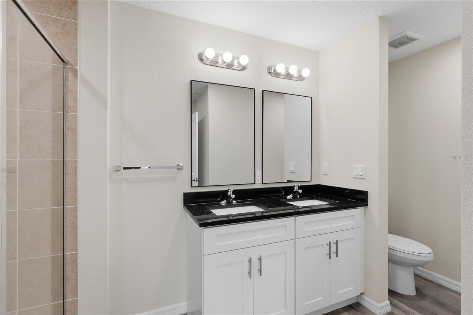 Townhouse at 4369 CAMBIO GARDENS CT, TAMPA, photo 17 of 25