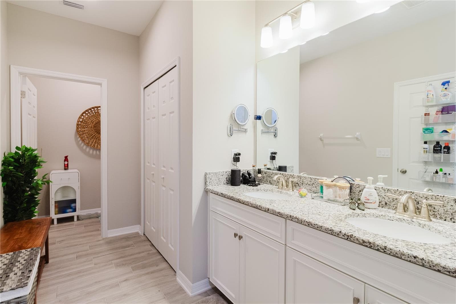 Single Family Residence at 17871 CORTES CREEK BLVD, SPRING HILL, photo 38 of 82