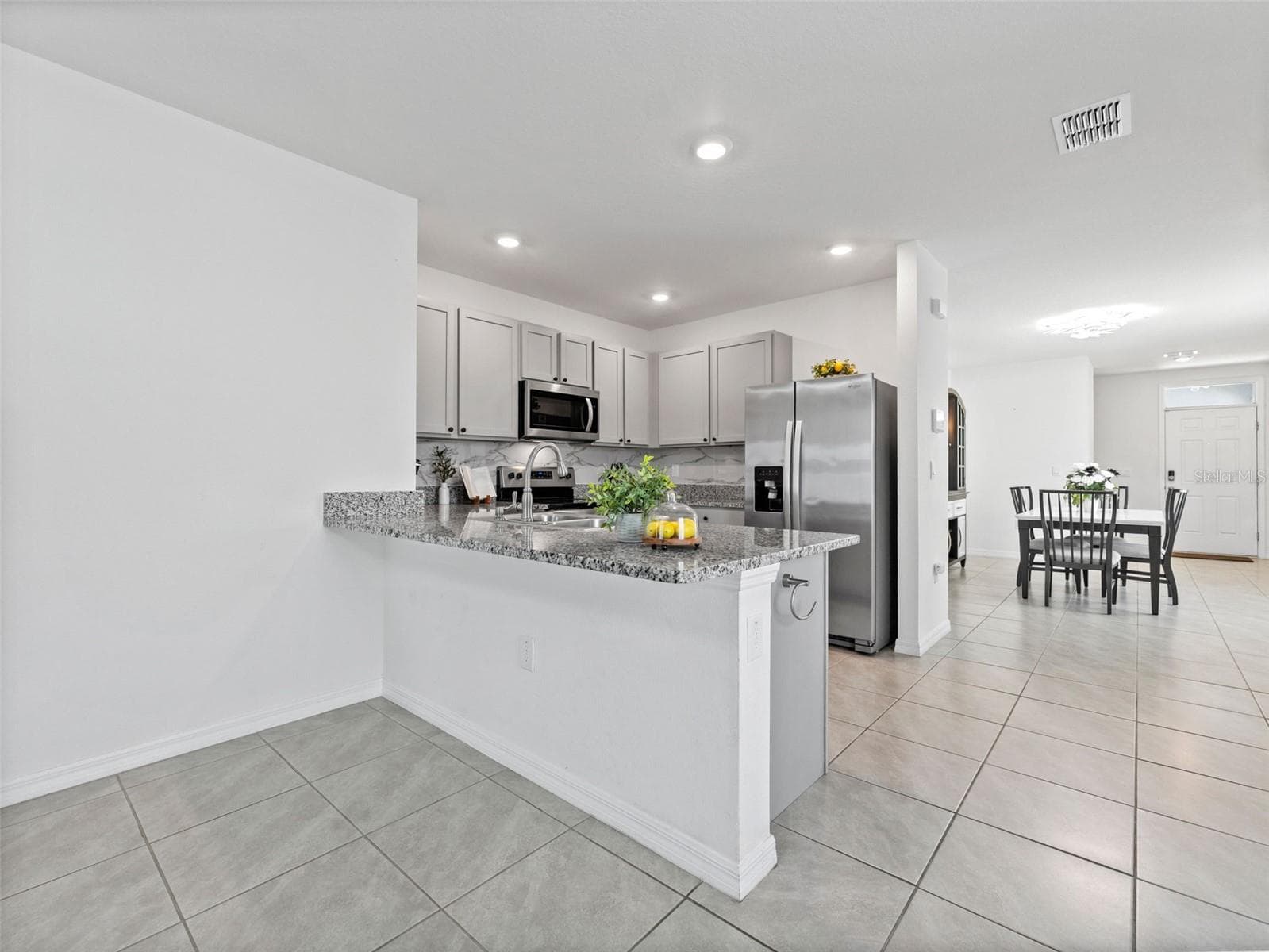 Single Family Residence at 5782 HOLLINGWORTH TRL, WESLEY CHAPEL, photo 7 of 36