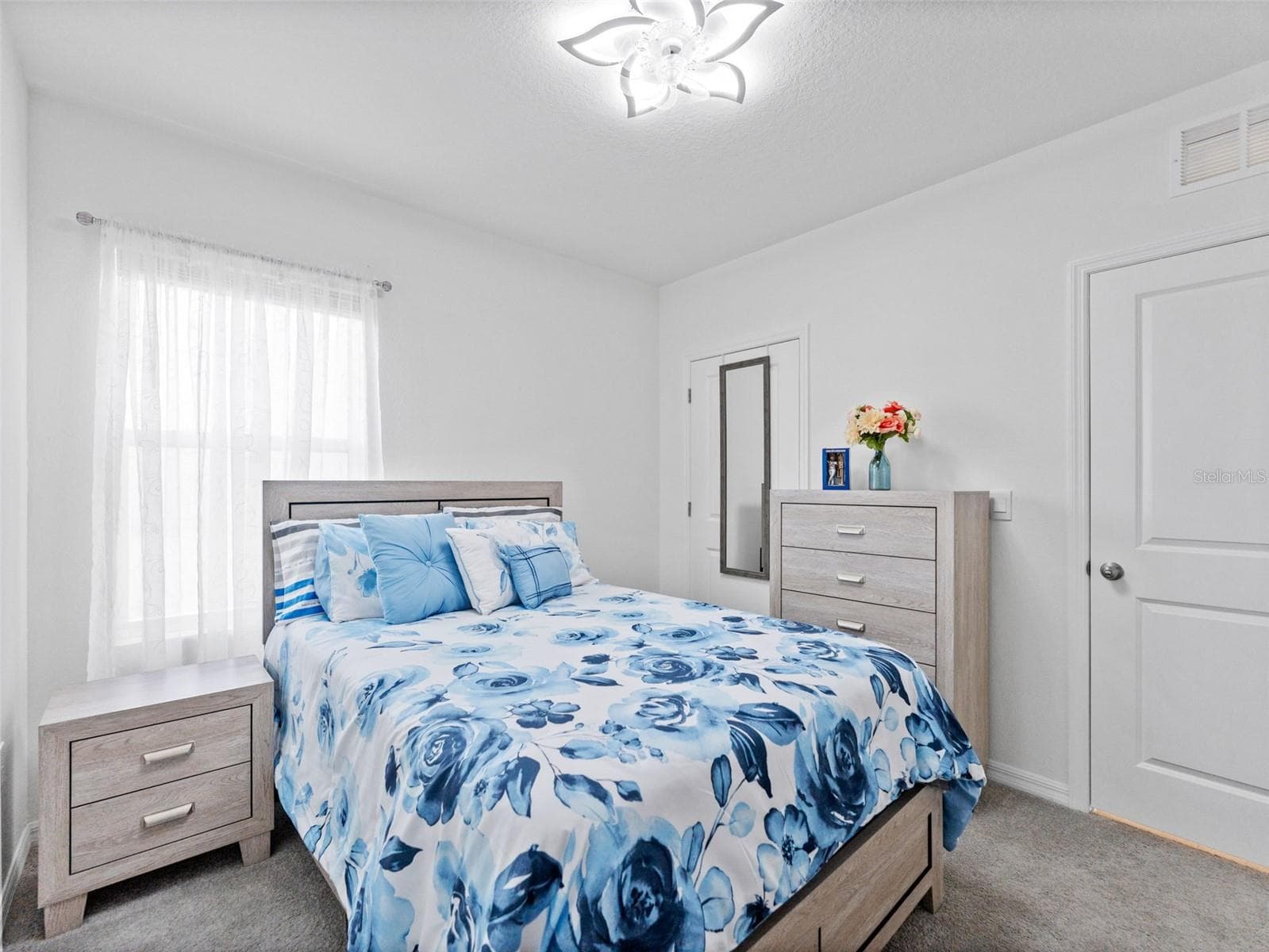 Bedroom 2 - 5782 HOLLINGWORTH TRL, WESLEY CHAPEL