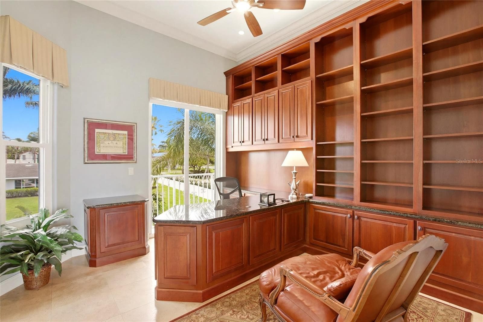 2nd floor office - 7524 WESTMORELAND DR, SARASOTA