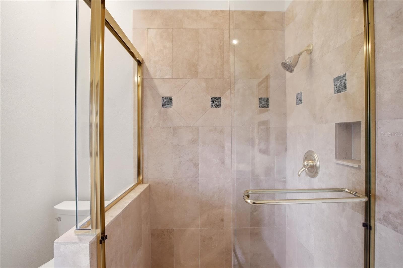 3rd floor bath - 7524 WESTMORELAND DR, SARASOTA