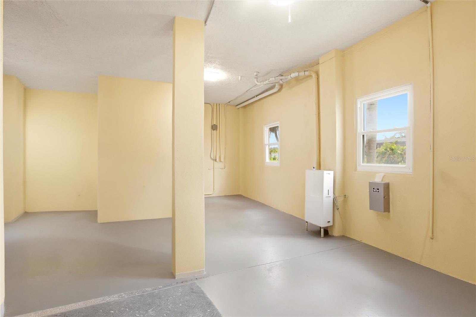 Ground level storage - 7524 WESTMORELAND DR, SARASOTA