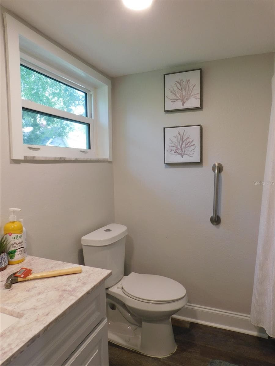 Remodeled 2nd Bath - 8020 HUNTERS WHIP ROW, HUDSON