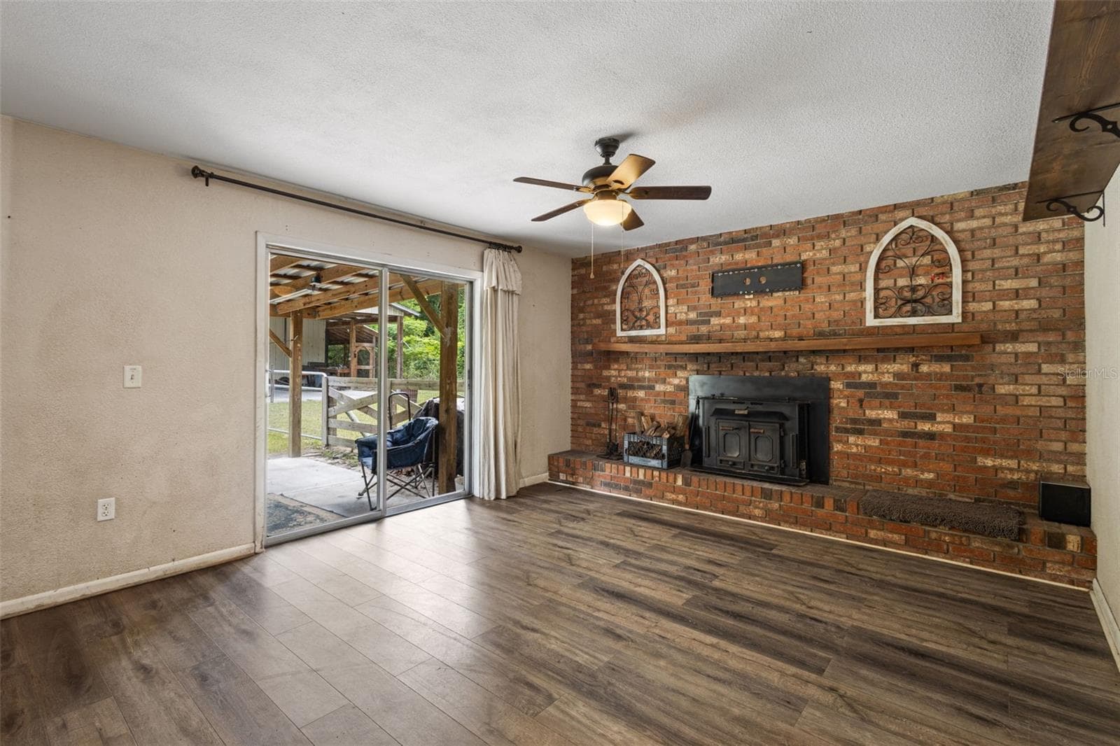 Single Family Residence at 7251 NW 40TH ST, CHIEFLAND, photo 10 of 50