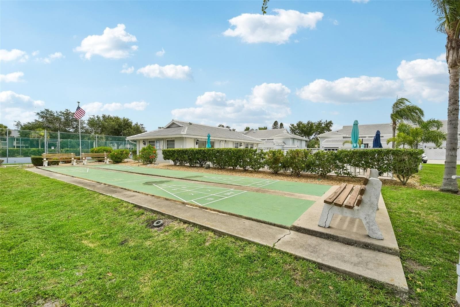 Shuffel Board - 1041 CAPRI ISLES BLVD #209, VENICE