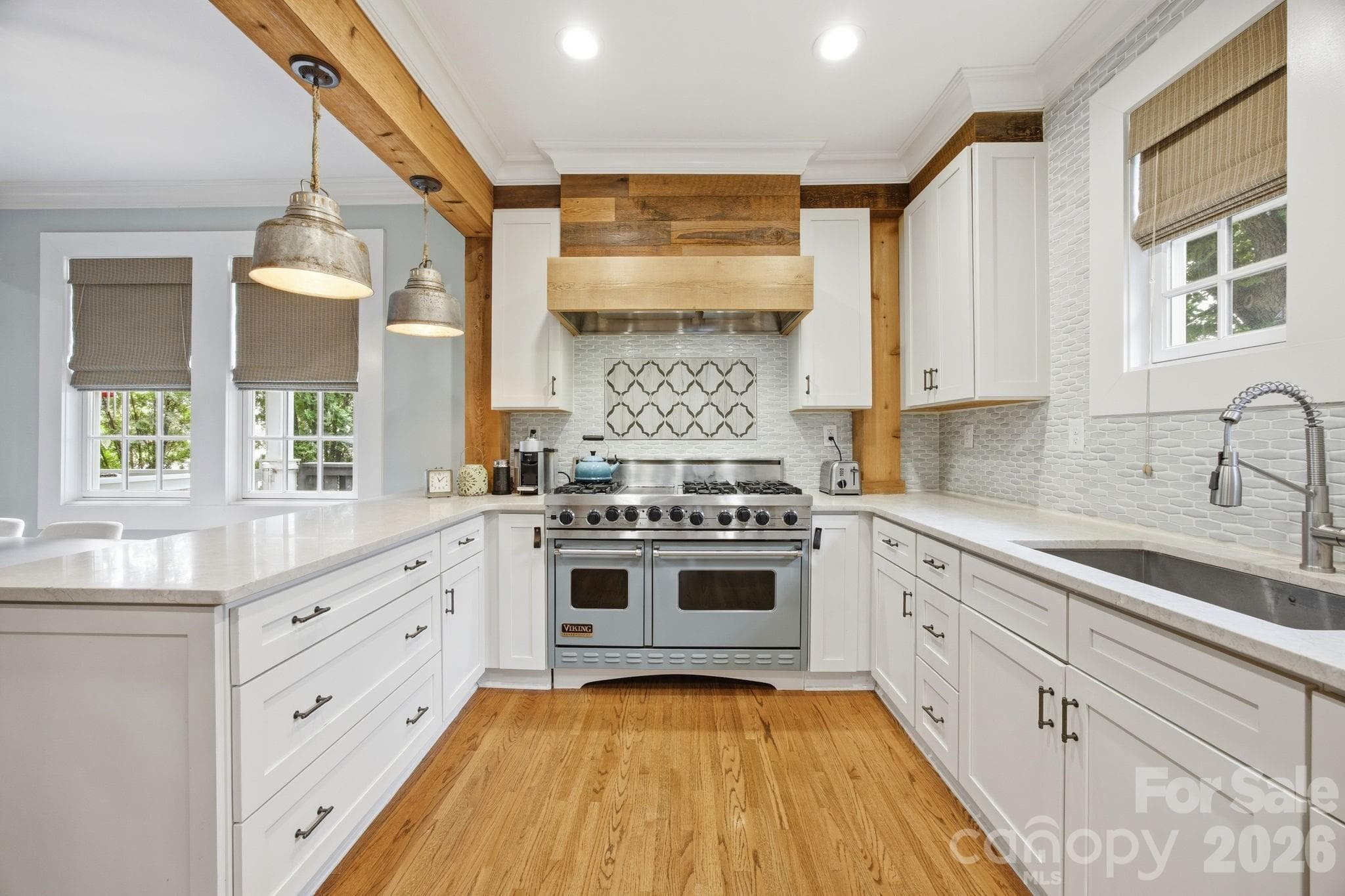 Single Family Residence at Charlotte, photo 3 of 44