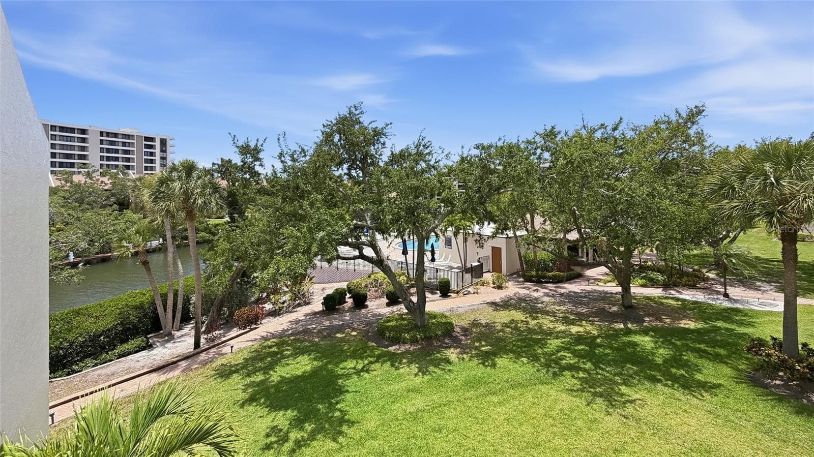 Condominium at 1500 COVE II PLACE #531, SARASOTA, photo 32 of 40