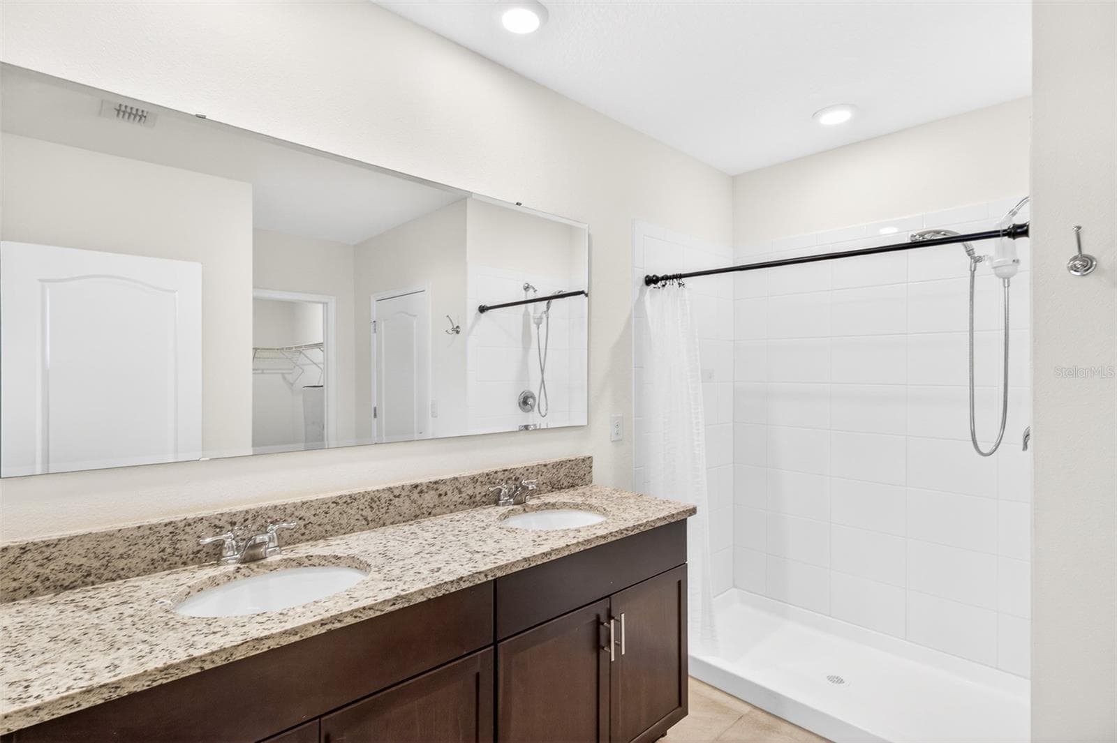 Single Family Residence at 1959 CACUTTA WAY, KISSIMMEE, photo 27 of 50
