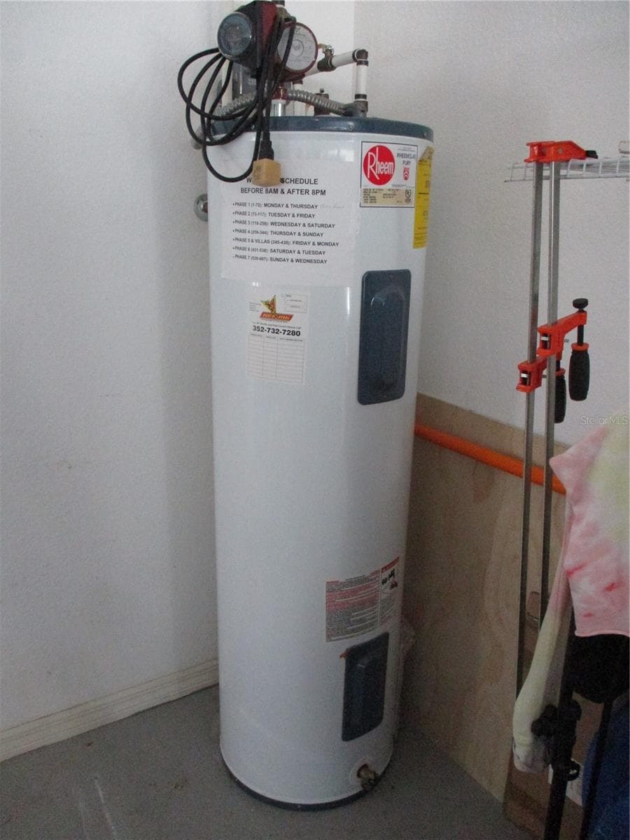 WATER HEATER 2011 - 11946 SW 137TH LOOP, DUNNELLON