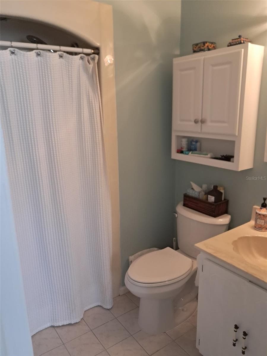 Townhouse at 1922 S RIVERSIDE DR, EDGEWATER, photo 8 of 16