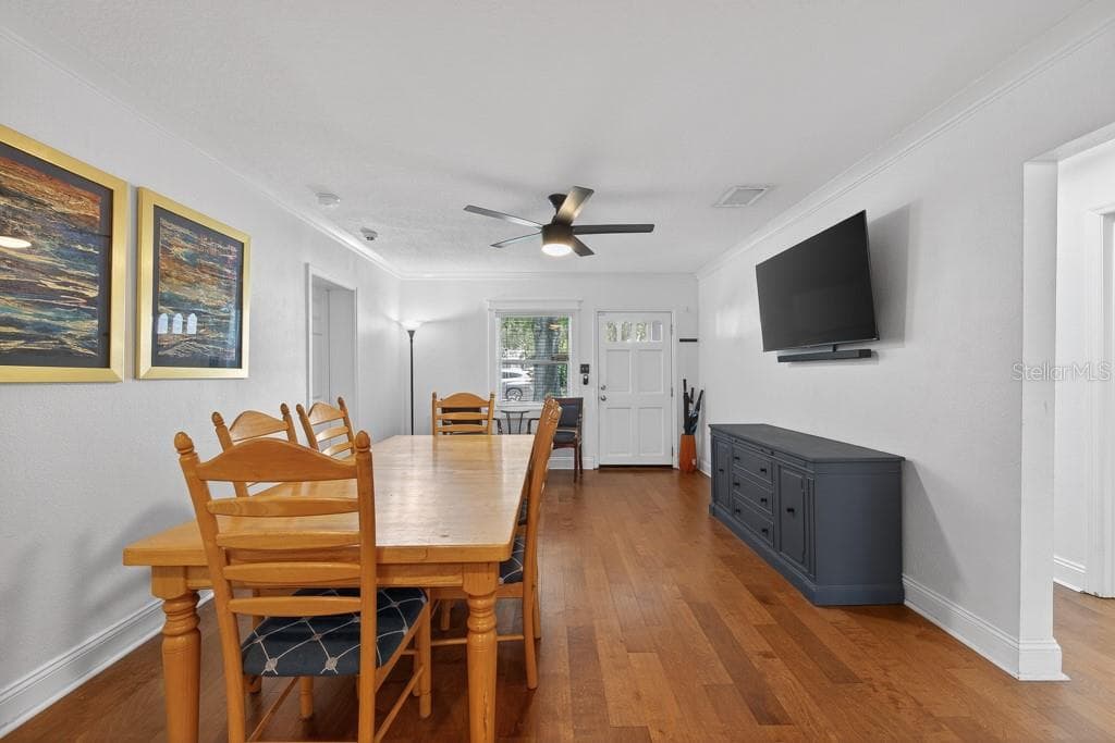 Single Family Residence at 1715 S HUBERT AVE, TAMPA, photo 9 of 59