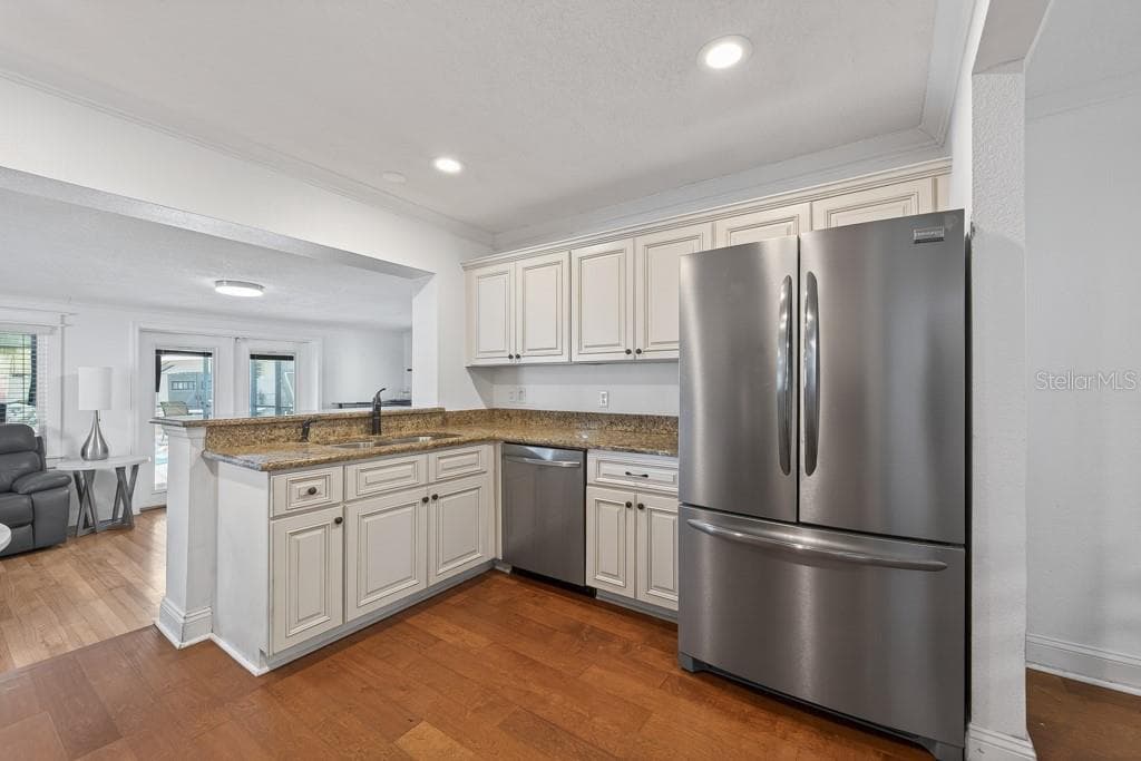 Single Family Residence at 1715 S HUBERT AVE, TAMPA, photo 12 of 59