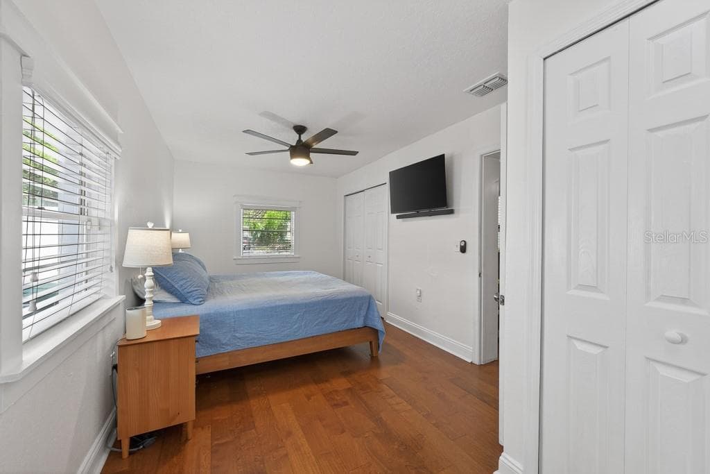 Single Family Residence at 1715 S HUBERT AVE, TAMPA, photo 24 of 59