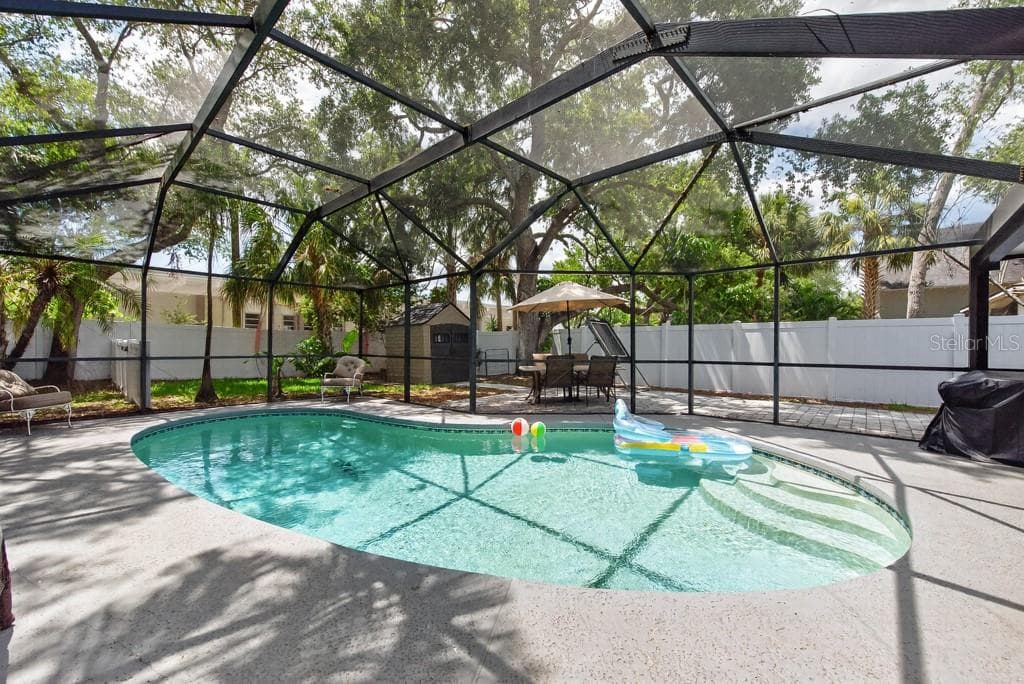 Single Family Residence at 1715 S HUBERT AVE, TAMPA, photo 39 of 59