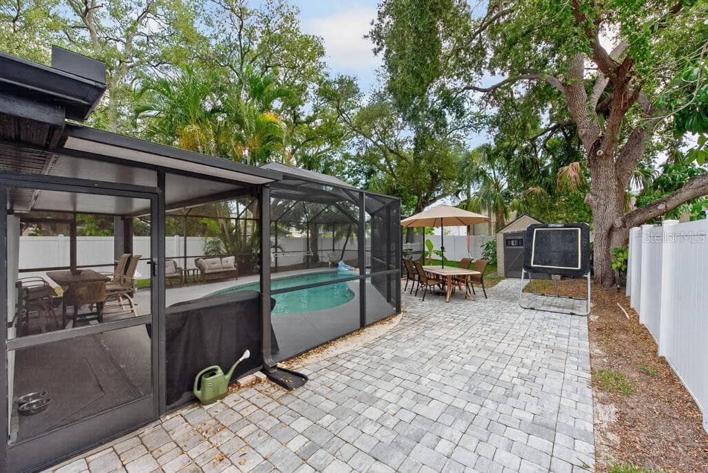 Single Family Residence at 1715 S HUBERT AVE, TAMPA, photo 42 of 59