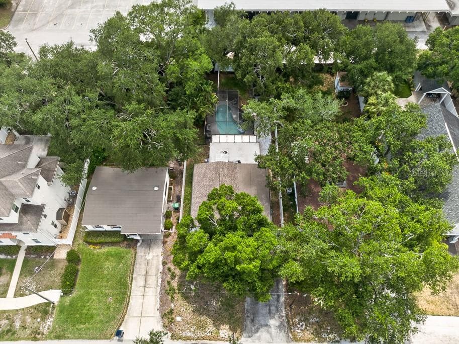 Single Family Residence at 1715 S HUBERT AVE, TAMPA, photo 51 of 59