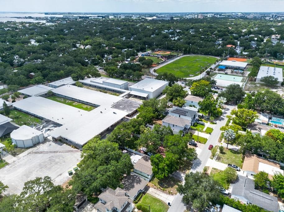 Single Family Residence at 1715 S HUBERT AVE, TAMPA, photo 53 of 59