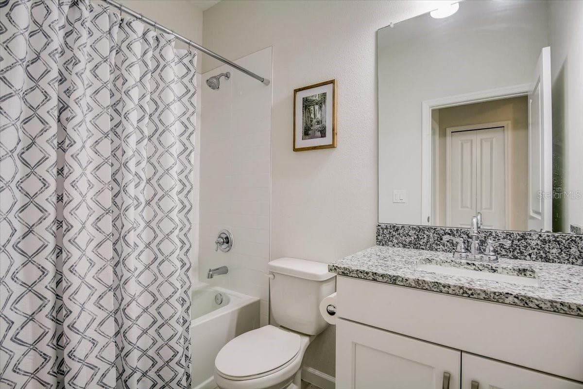 First-floor Full Bathroom - 10916 QUICKWATER CT, RIVERVIEW