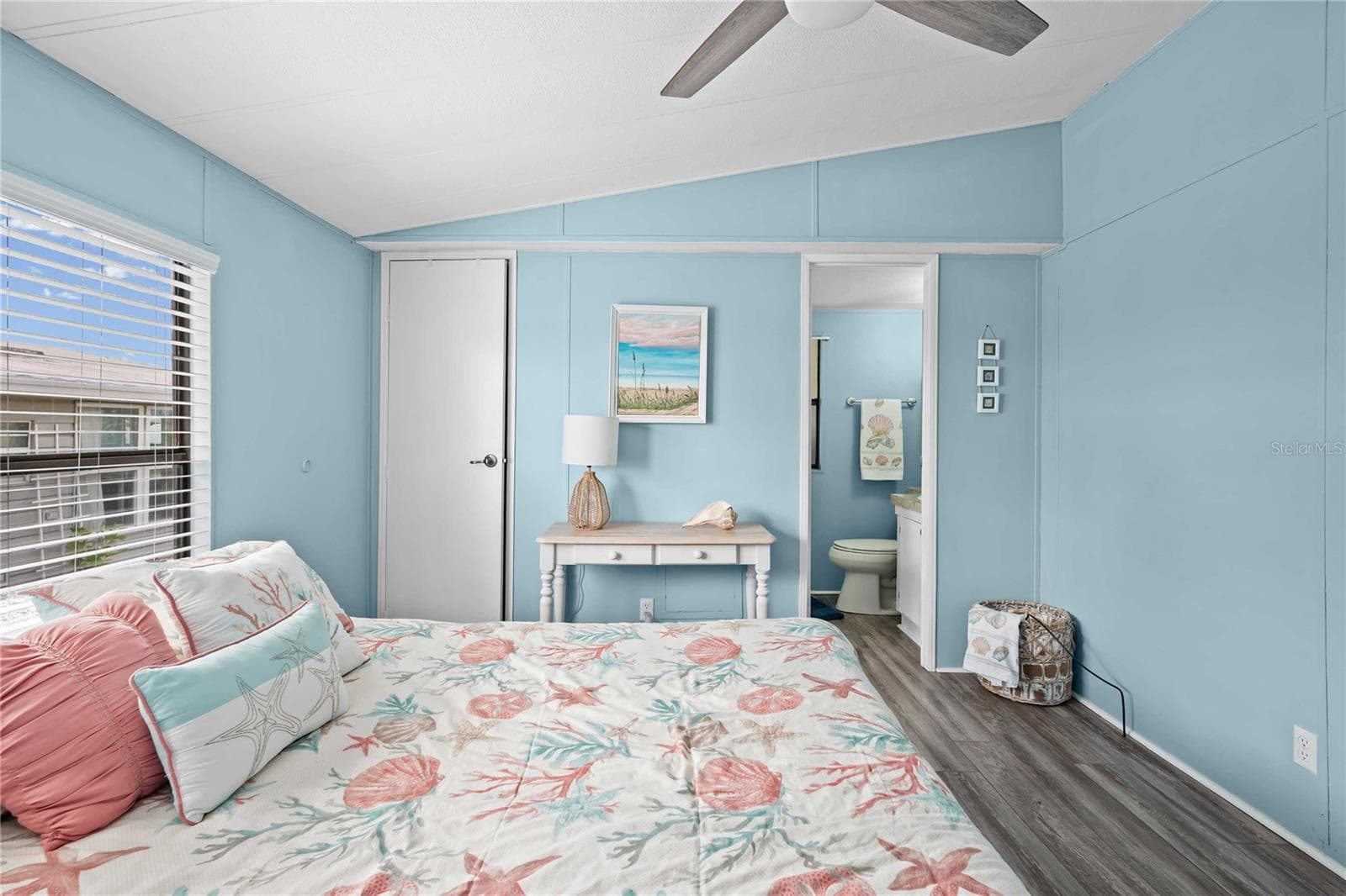 Manufactured Home at 36428 MALIBU WAY, ZEPHYRHILLS, photo 17 of 47
